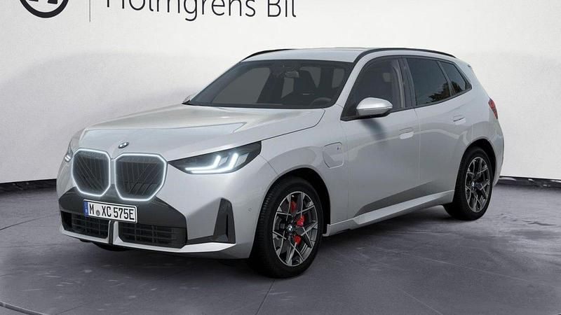 Grå (dune grey metallic) Begagnad 2025 BMW X3 Efficient Dynamics SUV | 763 800 kr (Marknadspris) - Bild 1/4