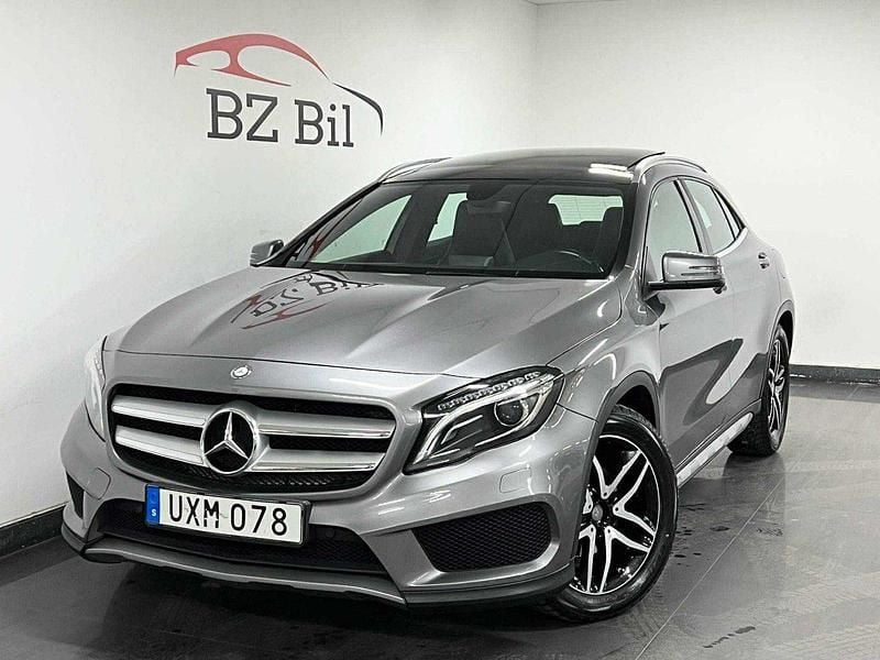 Mörkgrå Begagnad 2014 Mercedes GLA200 AMG SUV | 144 900 kr (Marknadspris) - Bild 1/4