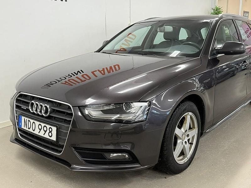 Begagnad Audi A4 177 HK (130 kW) 2012 Grå Kombi