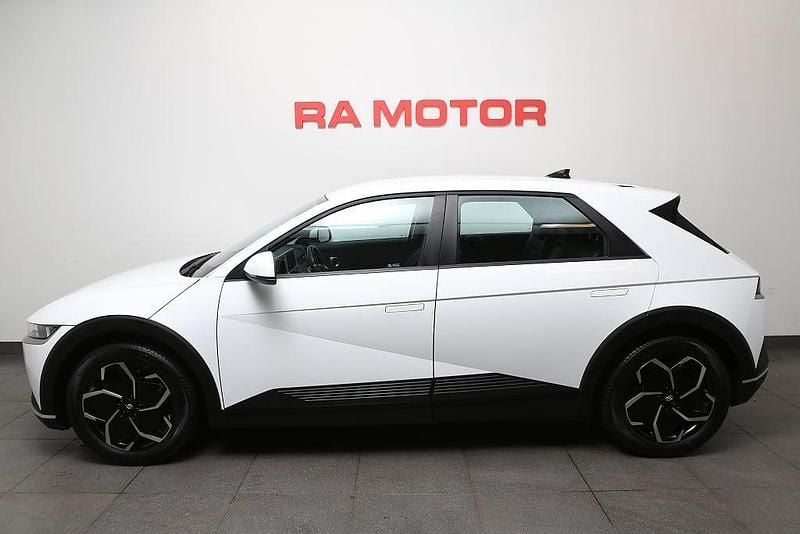 Begagnad Hyundai Ioniq 5 Essential 239 kW (325 HK) 2023 Vit SUV