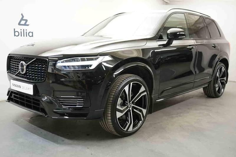 Svart Begagnad 2025 Volvo XC90 SUV | 789 900 kr (Marknadspris) - Bild 1/1