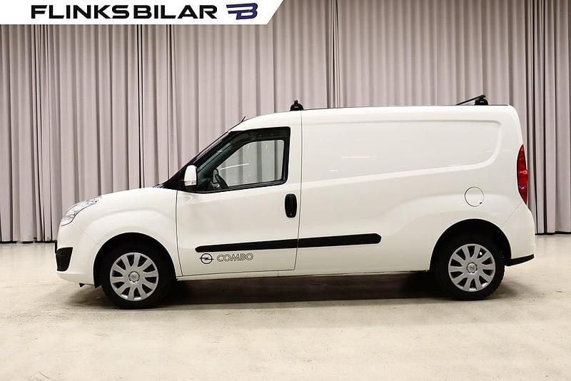 Vit Begagnad 2018 Opel Combo Van | 79 700 kr (Marknadspris) - Bild 1/4