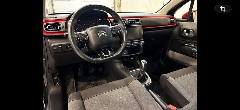 Begagnad Citroën C3 PureTech 82 HK (60 kW) 2016 Grå/röd