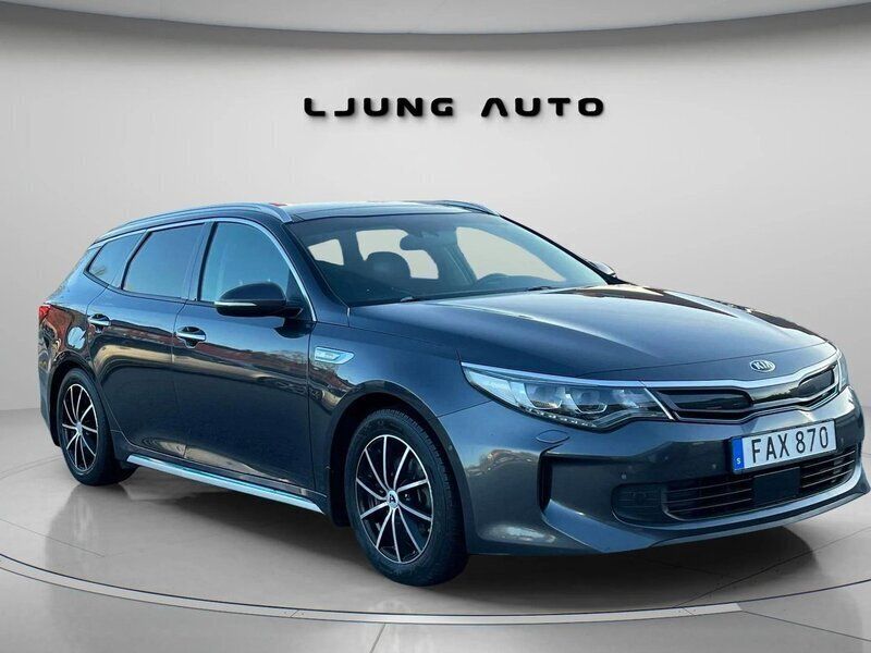 Grå Begagnad 2018 Kia Optima Hybrid 3 Sedan | 159 900 kr (Bra pris) - Bild 1/4