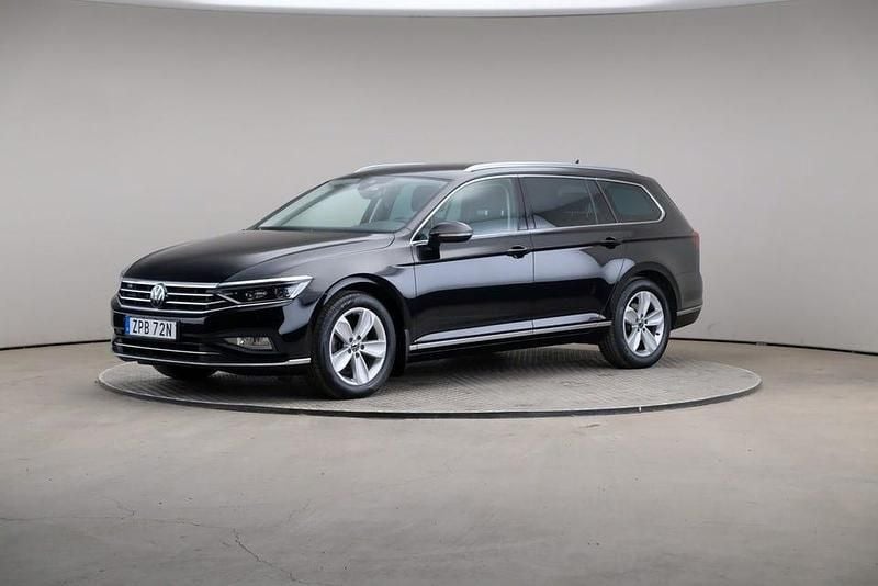 Begagnad VW Passat 200 HK (147 kW) 2022 Svart Kombi