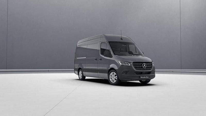 Grå Begagnad 2024 Mercedes Sprinter Van | 748 750 kr - Bild 1/4