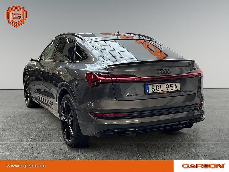 Begagnad Audi e-tron Sportback Black Edition 300 kW (408 HK) 2020 Grå SUV