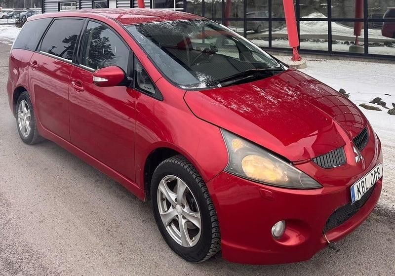 Begagnad Mitsubishi Grandis 165 HK (121 kW) 2007 Minibuss