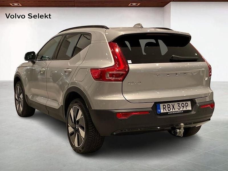 Begagnad Volvo XC40 Core 303 kW (413 HK) 2024 Silver SUV