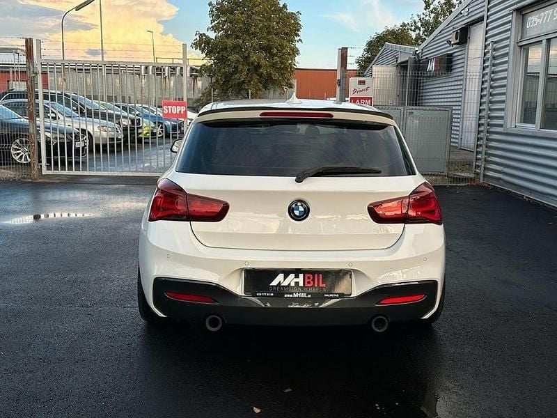 Begagnad BMW M140 M Sport 340 HK (250 kW) 2019 Vit Halvkombi
