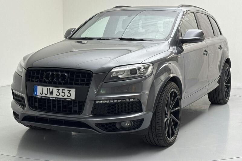 Grå Begagnad 2010 Audi Q7 Advanced SUV | 130 000 kr - Bild 1/4