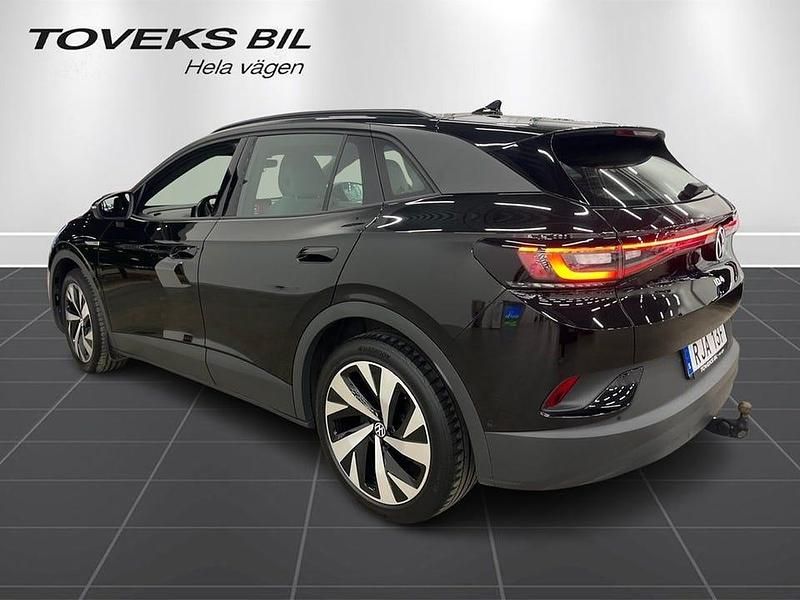 Begagnad VW ID.4 Pro Performance 150 kW (204 HK) 2023 Svart SUV