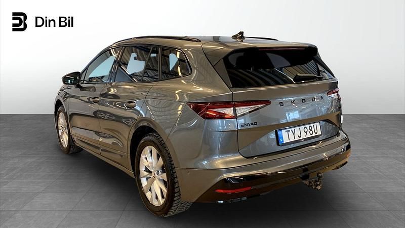 Begagnad Skoda Enyaq iV SportLine 210 kW (286 HK) 2024 Grå SUV