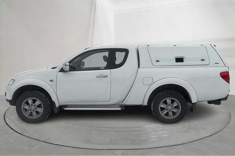 Begagnad Mitsubishi L200 178 HK (130 kW) 2012 Vit Pickup