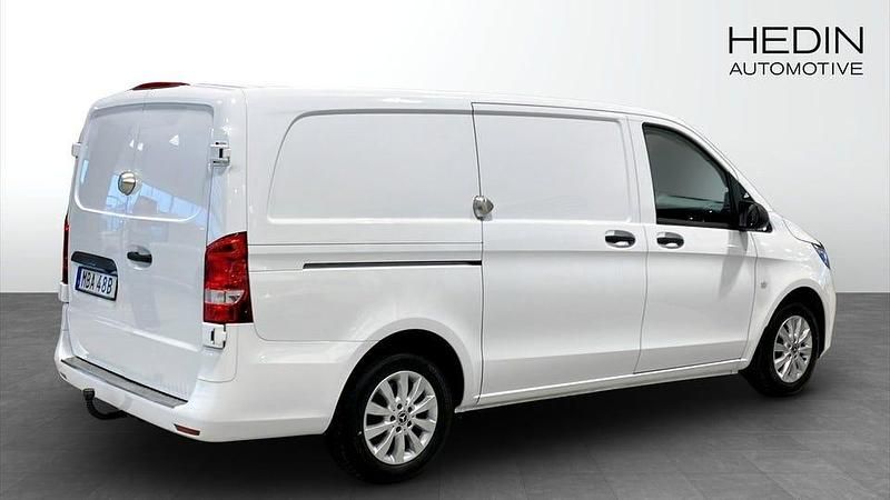 Begagnad Mercedes Vito 163 HK (119 kW) 2023 Vit Van