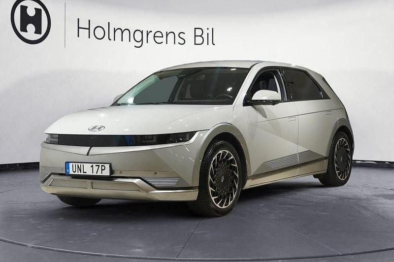 Cyber grey Begagnad 2022 Hyundai Ioniq 5 Advanced SUV | 319 900 kr (Bra pris) - Bild 1/4