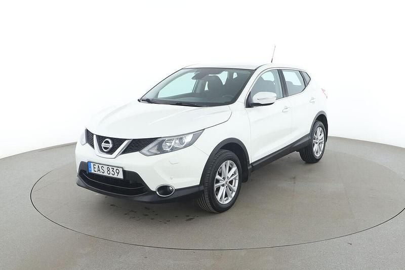 Vit Begagnad 2015 Nissan Qashqai Acenta SUV | 111 000 kr (Marknadspris) - Bild 1/3