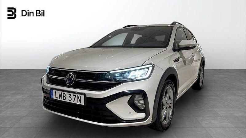 Grå Begagnad 2022 VW Taigo R-line SUV | 244 900 kr (Marknadspris) - Bild 1/4