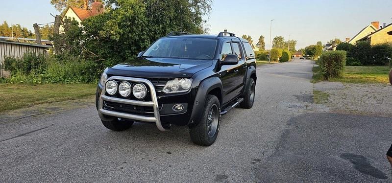 Svart Begagnad 2014 VW Amarok Highline Pickup | 190 000 kr (Dyr) - Bild 1/4