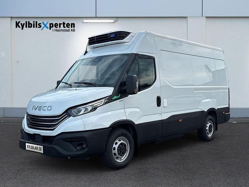 Vit Ny 2025 Iveco Daily Van | 1 075 000 kr - Bild 1/4