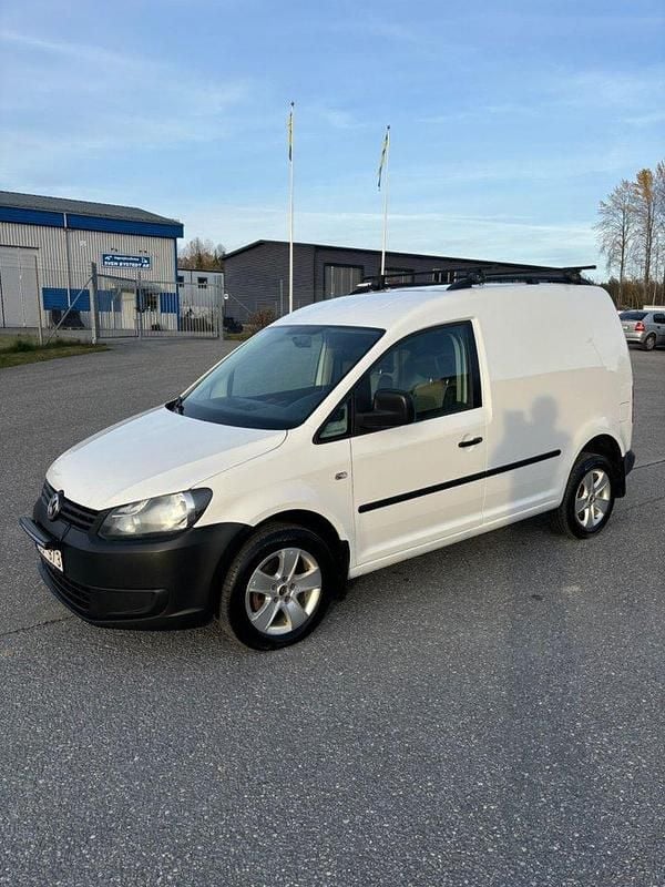 Vit Begagnad 2013 VW Caddy Minibuss | 48 500 kr (Bra pris) - Bild 1/4