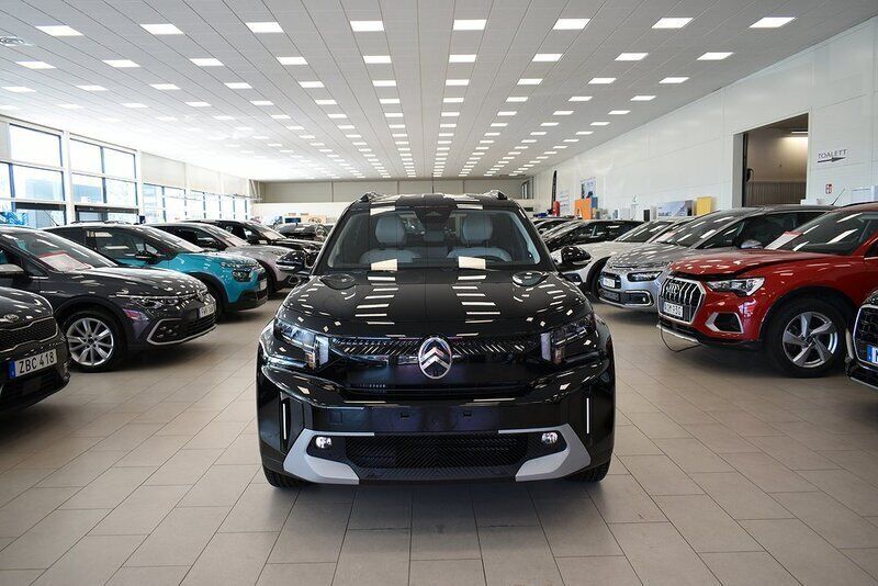 Svart Ny 2025 Citroën C3 Aircross SUV | 239 600 kr (Lite dyr) - Bild 1/4