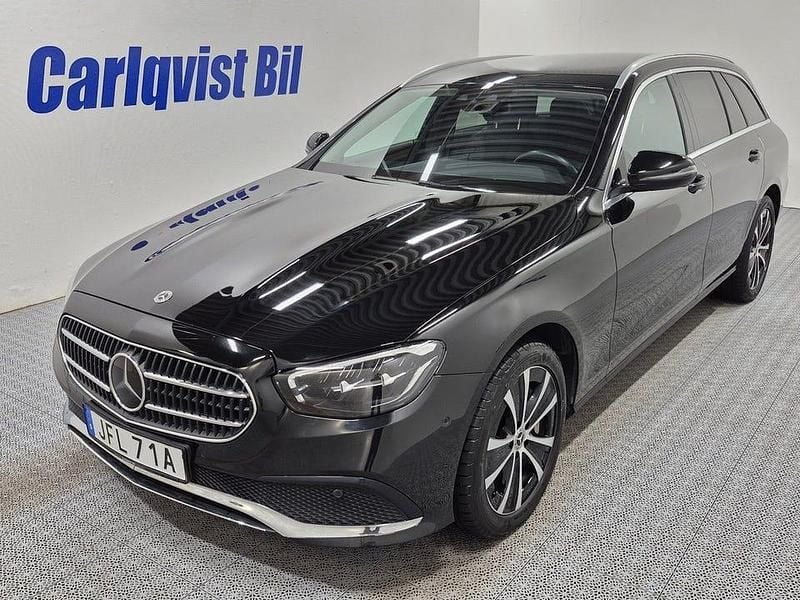 Svart Begagnad 2022 Mercedes E300 Kombi | 375 000 kr (Marknadspris) - Bild 1/4