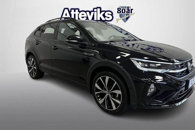 Svart Begagnad 2024 VW Taigo R-line SUV | 259 900 kr (Marknadspris) - Bild 1/4