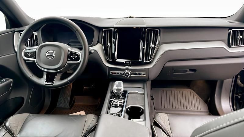 Begagnad Volvo XC60 349 HK (256 kW) 2024 Svart SUV