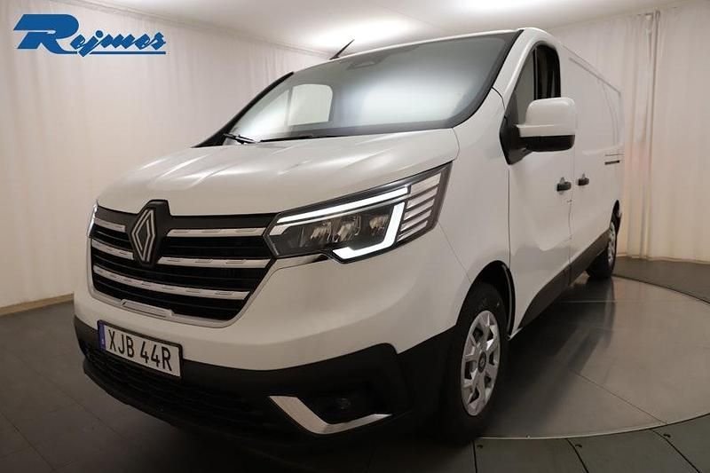 Vit Ny 2026 Renault Trafic Minibuss | 449 750 kr - Bild 1/4