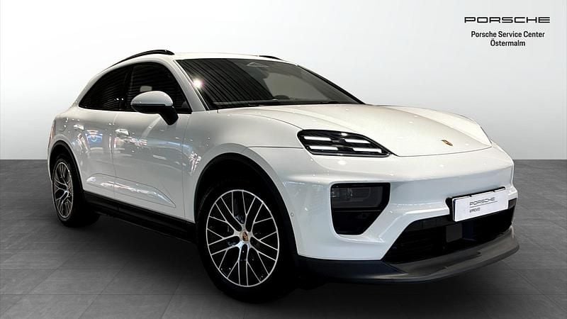 Vit Begagnad 2025 Porsche Macan 4 Electric SUV | 855 000 kr - Bild 1/4