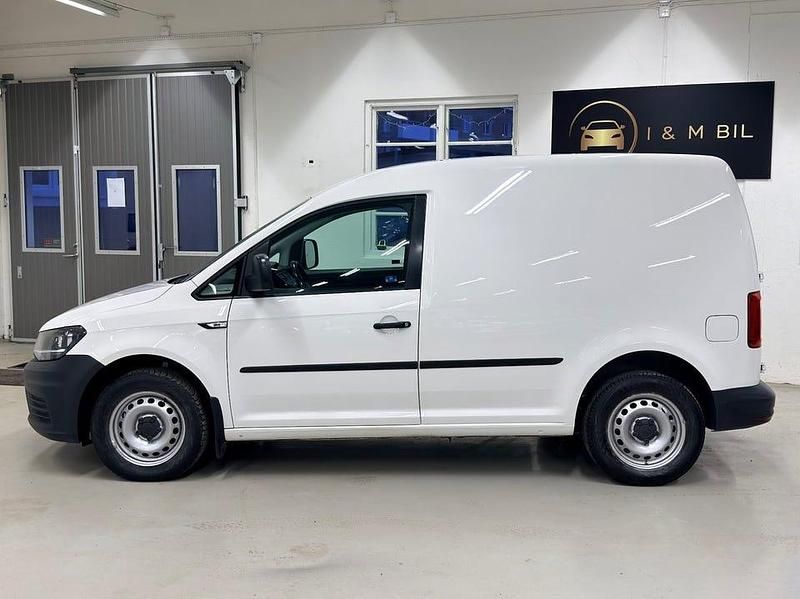Begagnad VW Caddy 75 HK (55 kW) 2017 Vit Minibuss