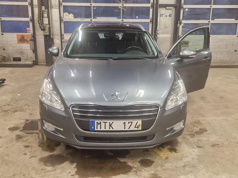 Grå Begagnad 2012 Peugeot 508 SW Kombi | 40 000 kr (Marknadspris) - Bild 1/4