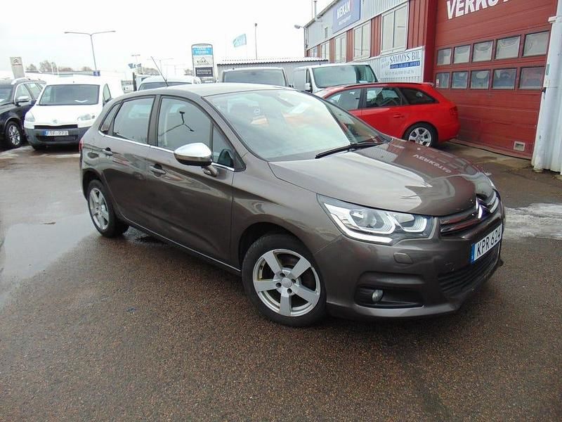 Begagnad Citroën C4 131 HK (96 kW) 2016 Grå Halvkombi