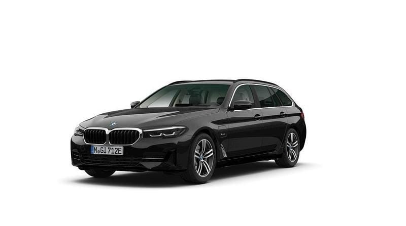 Svart Begagnad 2023 BMW 530e Kombi | 379 500 kr (Bra pris) - Bild 1/4
