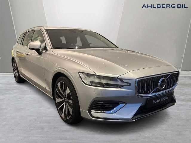 Silver Begagnad 2021 Volvo V60 Inscription Kombi | 364 500 kr (Marknadspris) - Bild 1/3