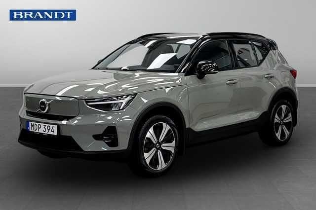 Begagnad 2023 Volvo XC40 SUV | 349 900 kr - Bild 1/4