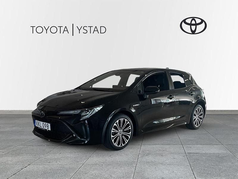 Svart Begagnad 2019 Toyota Corolla Hybrid Style Halvkombi | 205 000 kr (Marknadspris) - Bild 1/3