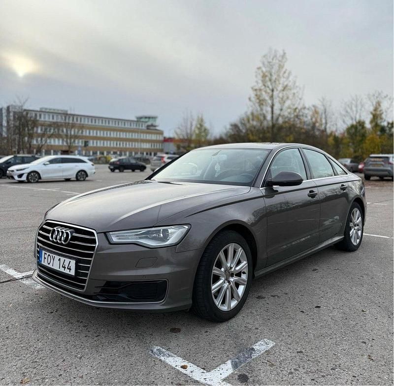 Grå Begagnad 2015 Audi A6 Sedan | 145 000 kr (Lite dyr) - Bild 1/4