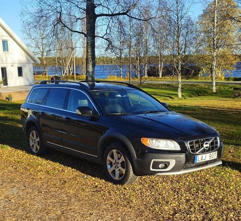Svart Begagnad 2011 Volvo XC70 Summum SUV | 110 000 kr (Superpris) - Bild 1/4