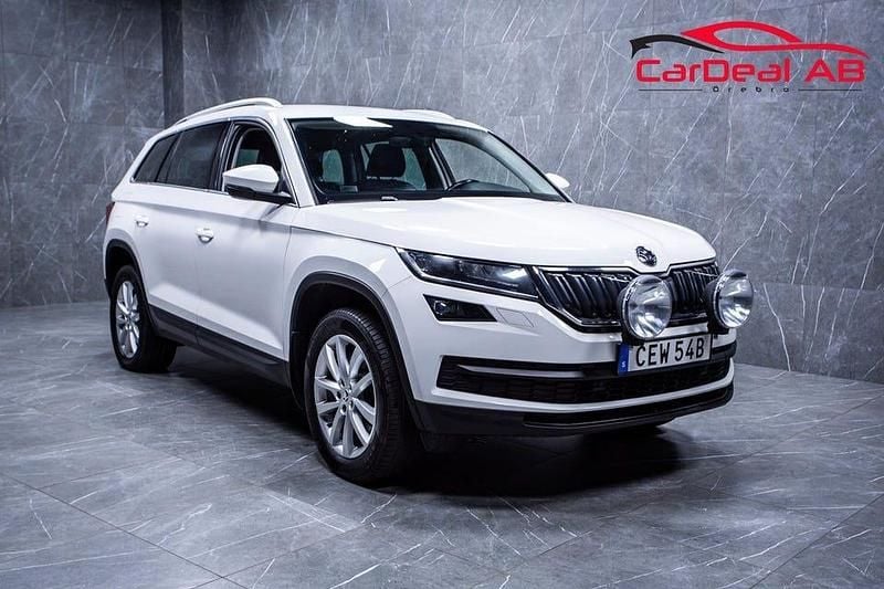 Vit Begagnad 2020 Skoda Kodiaq Business Line SUV | 269 800 kr (Bra pris) - Bild 1/4
