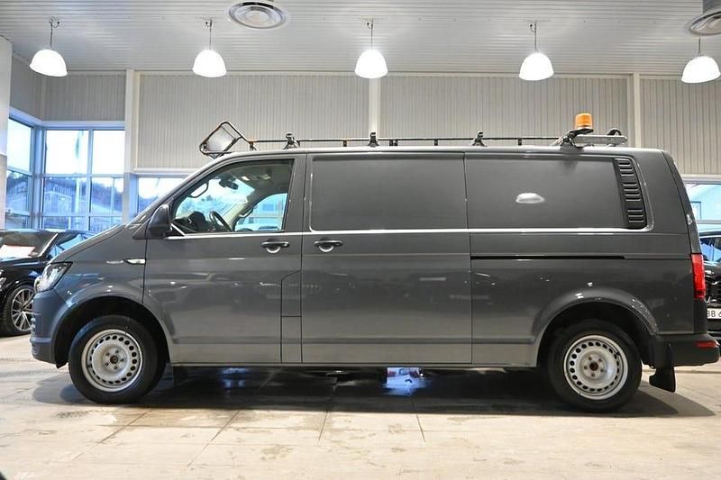 Begagnad VW T6.1 Comfortline 150 HK (110 kW) 2019 Grå metallic Van