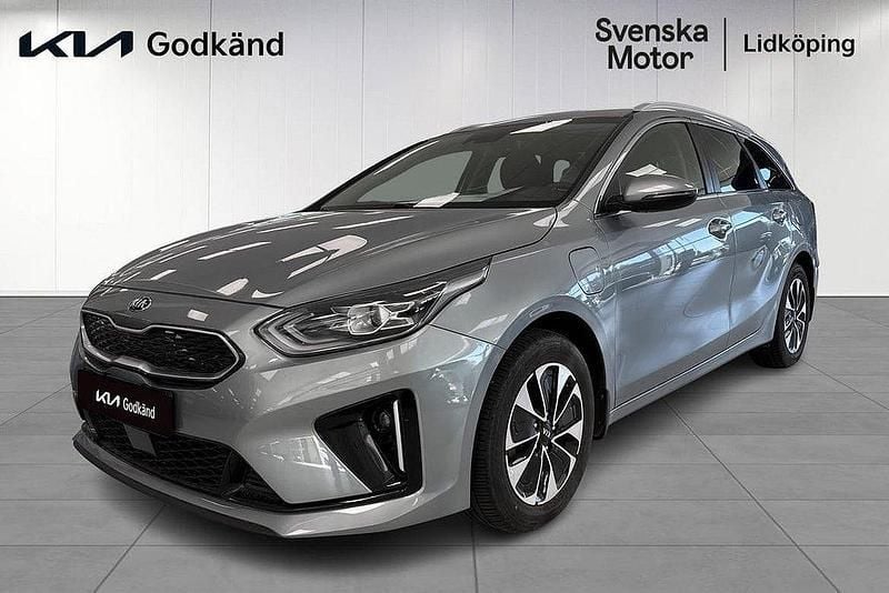 Grå Begagnad 2020 Kia Ceed Advance Kombi | 205 200 kr (Marknadspris) - Bild 1/4