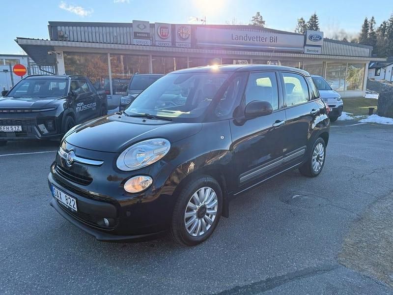 Begagnad Fiat 500L Pop Star 105 HK (77 kW) 2013 Svart Minibuss