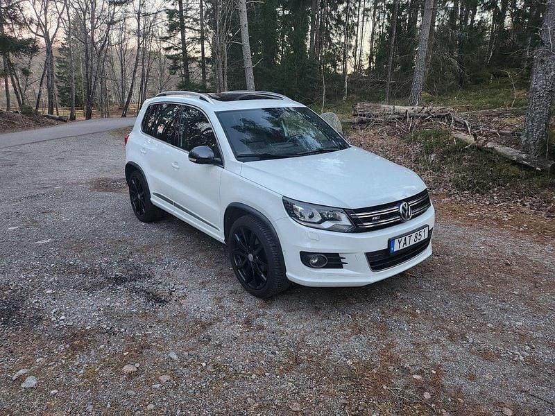 Begagnad 2016 VW Tiguan Sportline SUV | 168 000 kr (Bra pris) - Bild 1/4