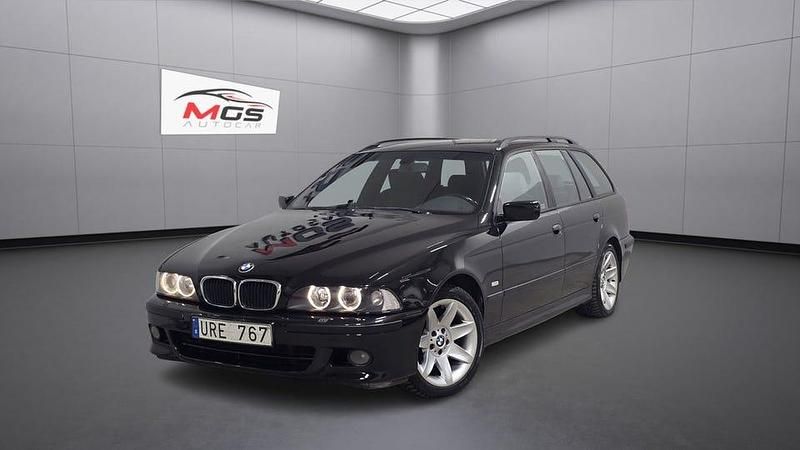 Svart Begagnad 2004 BMW 525 M Sport Kombi | 84 900 kr (Dyr) - Bild 1/4
