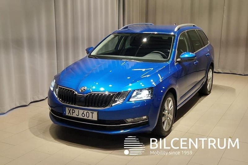 Blå Begagnad 2020 Skoda Octavia Style Kombi | 199 900 kr (Bra pris) - Bild 1/4