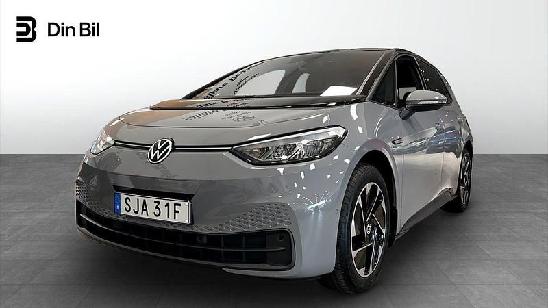 Grå Begagnad 2023 VW ID.3 Pro Performance Halvkombi | 299 900 kr (Marknadspris) - Bild 1/4