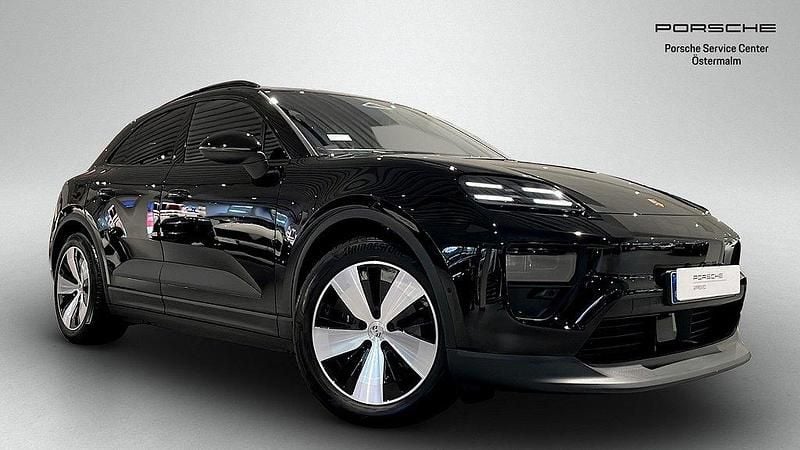 Svart Begagnad 2024 Porsche Macan SUV | 845 000 kr - Bild 1/4