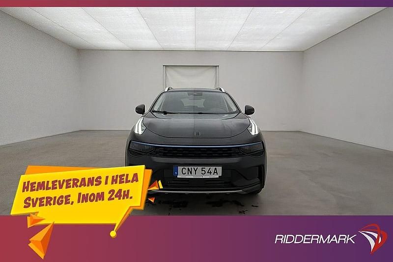 Begagnad Lynk & Co 01 261 HK (191 kW) 2021 Svart SUV